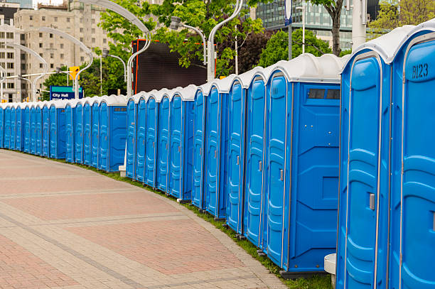Best VIP or Luxury Restroom Trailers  in Shaw, MS